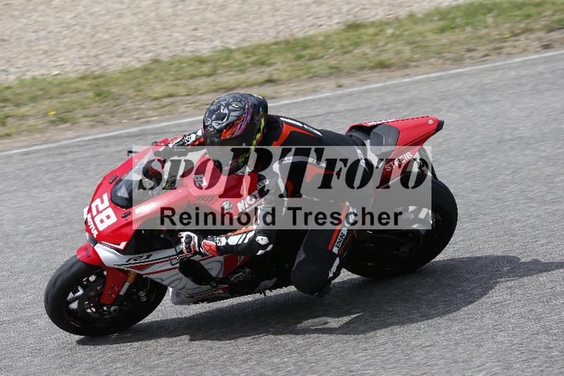 /10 20.04.2026  Pluess Moto Sport ADR/Einsteiger/28